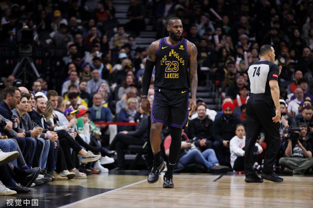 在世界杯扩 在世界杯扩