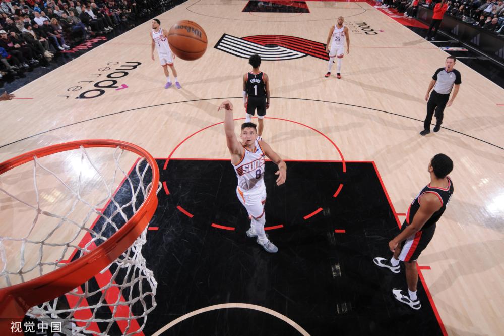 赛场上展现 赛场上展现