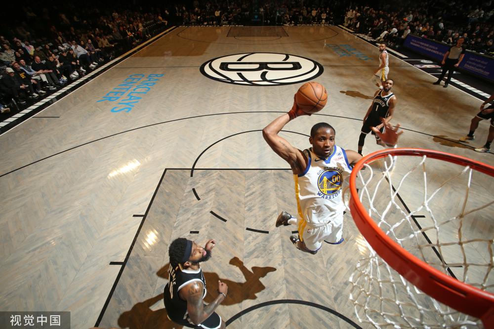 步看更衣室 步看更衣室